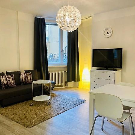Apartamento Upea Yksioe Aivan Helsingin Keskustasta Helsinki Exterior foto